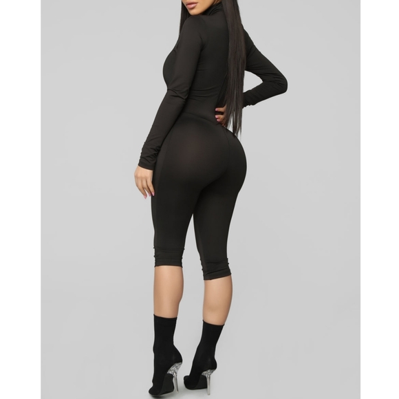 🎀NWT🎀 Fashion Nova Ready For It Crop Jumpsuit - Picture 2 of 4